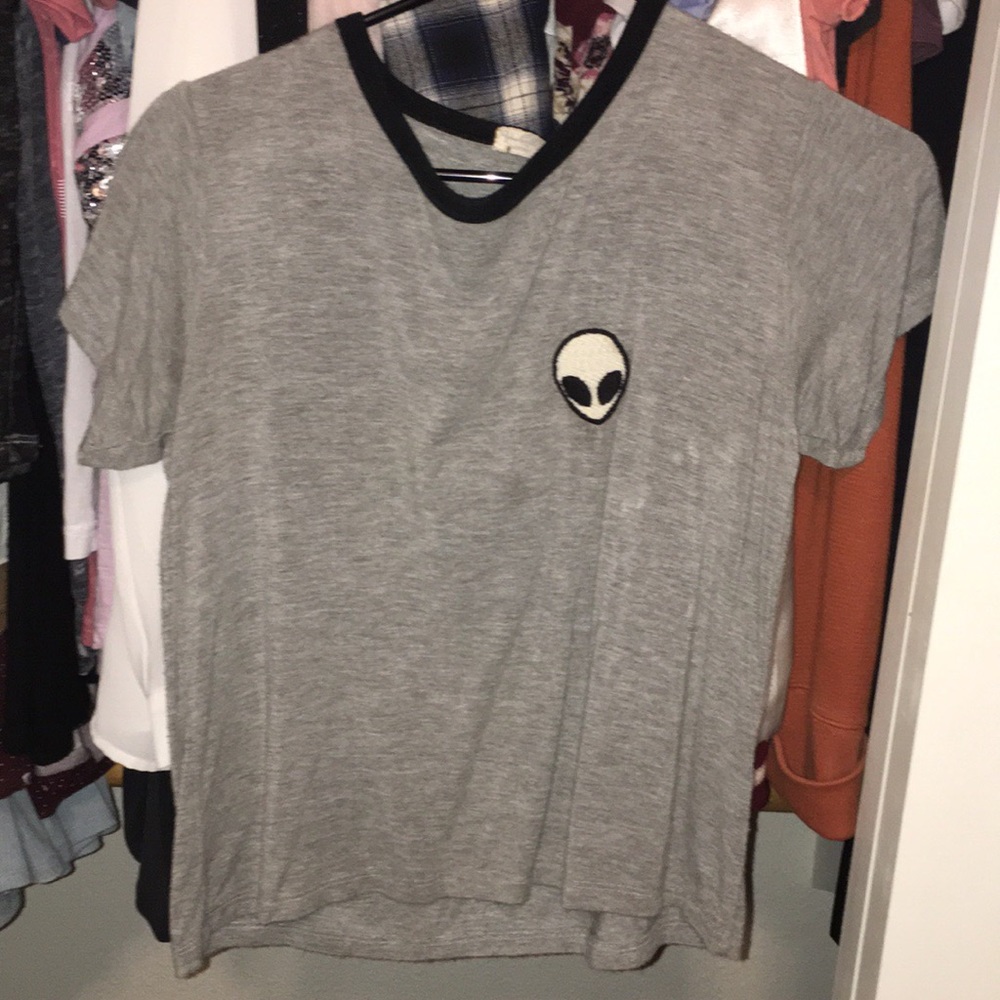 T shirt with alien on it